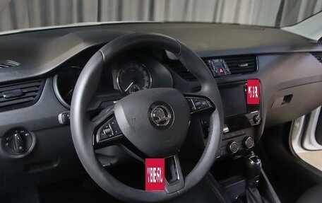 Skoda Octavia, 2019 год, 1 299 000 рублей, 8 фотография