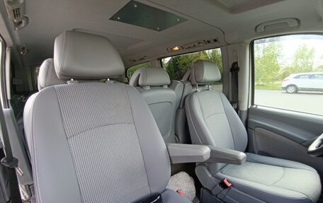 Mercedes-Benz Viano, 2010 год, 1 700 000 рублей, 15 фотография