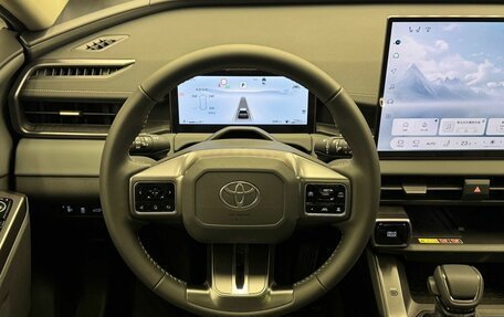 Toyota RAV4, 2026 год, 3 950 000 рублей, 17 фотография