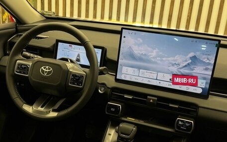 Toyota RAV4, 2026 год, 3 950 000 рублей, 15 фотография