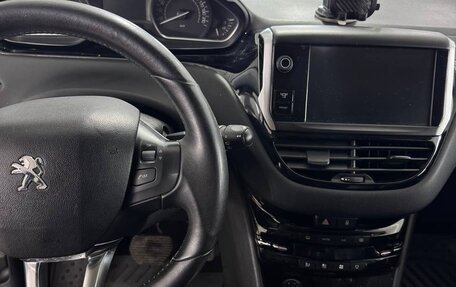 Peugeot 208 II, 2012 год, 460 000 рублей, 10 фотография