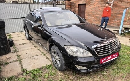 Mercedes-Benz S-Класс, 2005 год, 900 000 рублей, 2 фотография