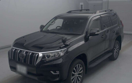 Toyota Land Cruiser Prado 150 рестайлинг 2, 2017 год, 6 600 000 рублей, 2 фотография