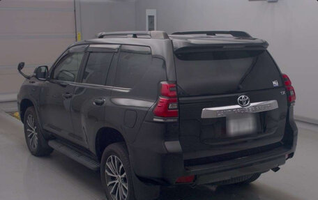 Toyota Land Cruiser Prado 150 рестайлинг 2, 2017 год, 6 600 000 рублей, 5 фотография