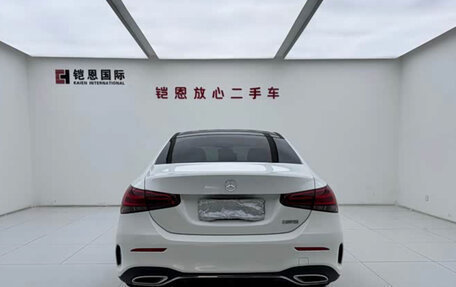 Mercedes-Benz A-Класс, 2022 год, 2 100 000 рублей, 5 фотография