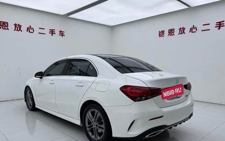 Mercedes-Benz A-Класс, 2022 год, 2 100 000 рублей, 6 фотография