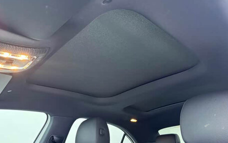 Mercedes-Benz A-Класс, 2022 год, 2 100 000 рублей, 19 фотография