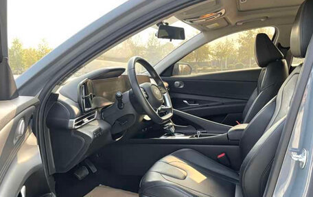 Hyundai Elantra, 2023 год, 1 550 000 рублей, 8 фотография