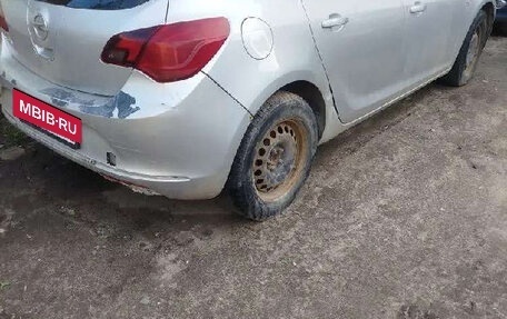 Opel Astra J, 2013 год, 380 000 рублей, 6 фотография