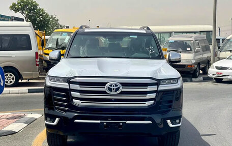 Toyota Land Cruiser, 2026 год, 12 200 000 рублей, 2 фотография