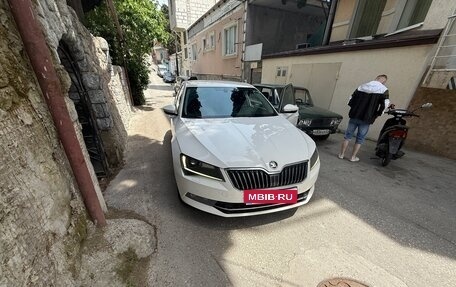 Skoda Superb III рестайлинг, 2016 год, 2 085 000 рублей, 1 фотография