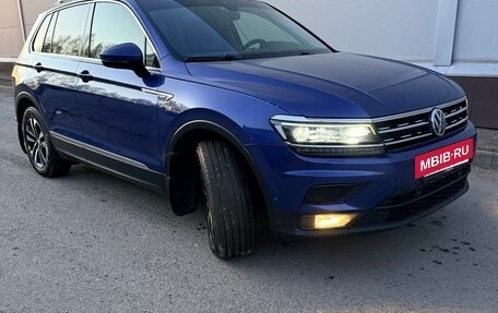 Volkswagen Tiguan II, 2018 год, 2 900 000 рублей, 5 фотография