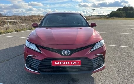 Toyota Camry, 2021 год, 2 450 000 рублей, 1 фотография