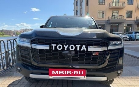 Toyota Land Cruiser, 2024 год, 12 950 000 рублей, 2 фотография