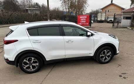 KIA Sportage IV рестайлинг, 2021 год, 2 100 000 рублей, 2 фотография