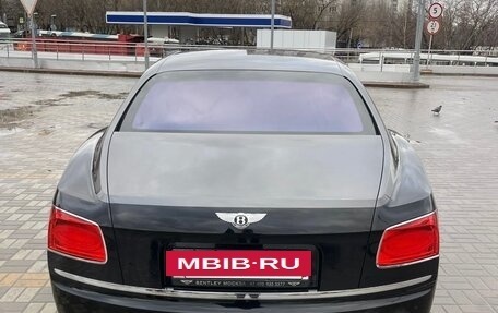 Bentley Flying Spur II, 2013 год, 7 000 000 рублей, 4 фотография