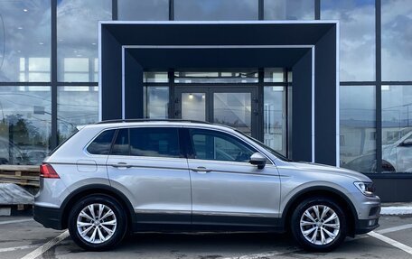 Volkswagen Tiguan II, 2018 год, 2 199 000 рублей, 4 фотография