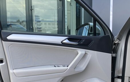 Volkswagen Tiguan II, 2018 год, 2 199 000 рублей, 19 фотография