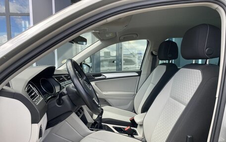Volkswagen Tiguan II, 2018 год, 2 199 000 рублей, 21 фотография