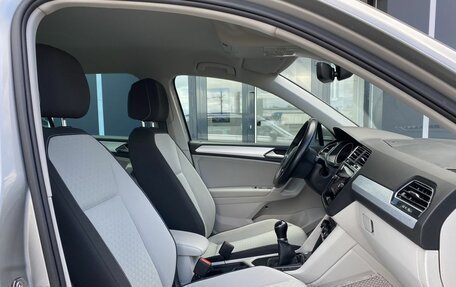 Volkswagen Tiguan II, 2018 год, 2 199 000 рублей, 22 фотография