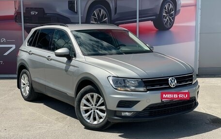 Volkswagen Tiguan II, 2018 год, 1 980 000 рублей, 3 фотография