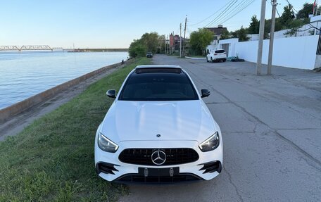 Mercedes-Benz E-Класс, 2020 год, 5 500 000 рублей, 2 фотография
