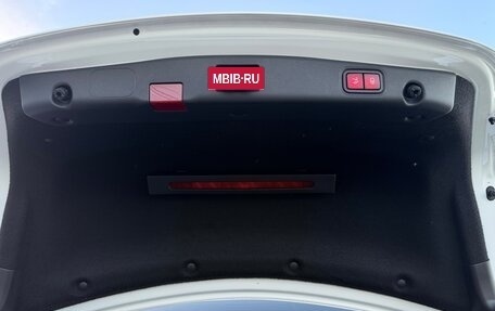 Mercedes-Benz E-Класс, 2020 год, 5 500 000 рублей, 29 фотография