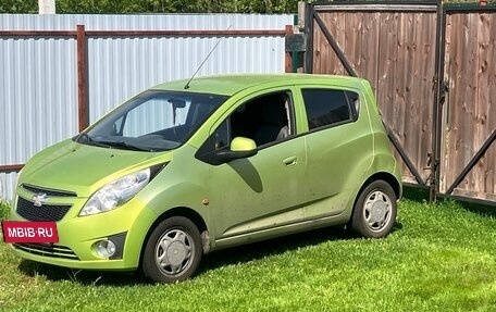 Chevrolet Spark III, 2011 год, 515 000 рублей, 3 фотография