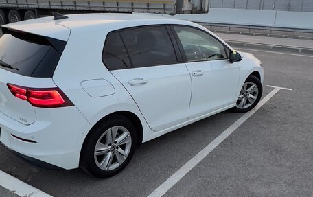 Volkswagen Golf VIII, 2021 год, 1 630 000 рублей, 6 фотография