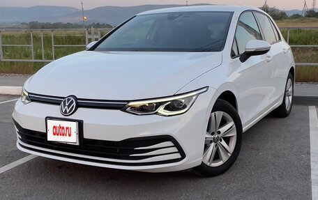 Volkswagen Golf VIII, 2021 год, 1 630 000 рублей, 3 фотография