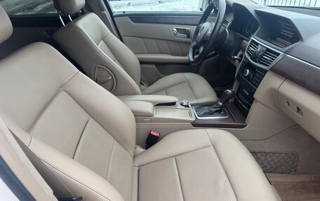 Mercedes-Benz E-Класс, 2010 год, 1 700 000 рублей, 13 фотография