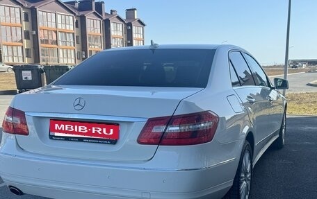 Mercedes-Benz E-Класс, 2010 год, 1 700 000 рублей, 8 фотография