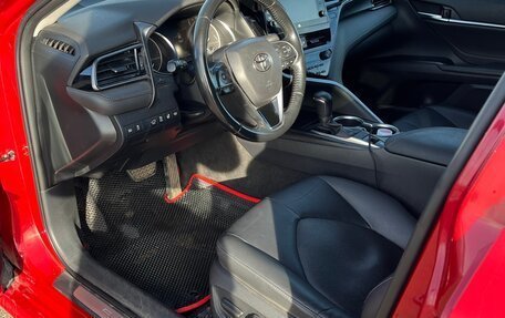 Toyota Camry, 2021 год, 2 450 000 рублей, 7 фотография