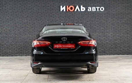 Toyota Camry, 2021 год, 2 835 000 рублей, 5 фотография