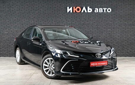 Toyota Camry, 2021 год, 2 835 000 рублей, 3 фотография