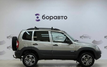 Chevrolet Niva I рестайлинг, 2012 год, 517 000 рублей, 6 фотография