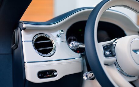 Bentley Continental GT, 2026 год, 43 500 000 рублей, 21 фотография