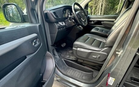 Opel Zafira Life I, 2021 год, 4 100 000 рублей, 11 фотография