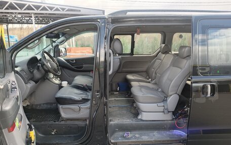 Hyundai Grand Starex Grand Starex I рестайлинг 2, 2009 год, 1 200 000 рублей, 9 фотография