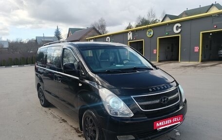 Hyundai Grand Starex Grand Starex I рестайлинг 2, 2009 год, 1 200 000 рублей, 2 фотография