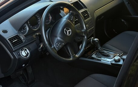 Mercedes-Benz C-Класс, 2010 год, 1 190 000 рублей, 6 фотография
