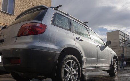 Mitsubishi Outlander III рестайлинг 3, 2006 год, 790 000 рублей, 4 фотография
