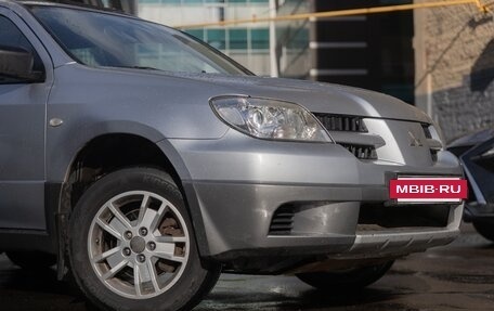 Mitsubishi Outlander III рестайлинг 3, 2006 год, 790 000 рублей, 3 фотография
