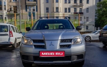 Mitsubishi Outlander III рестайлинг 3, 2006 год, 790 000 рублей, 9 фотография