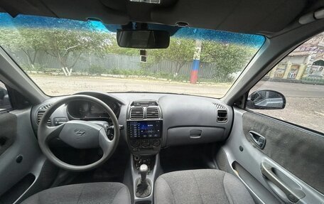 Hyundai Accent II, 2004 год, 345 000 рублей, 10 фотография