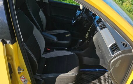 Skoda Rapid I, 2017 год, 675 000 рублей, 5 фотография