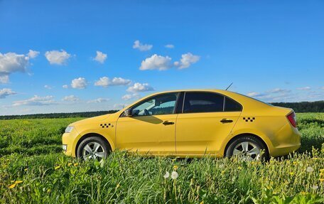 Skoda Rapid I, 2017 год, 675 000 рублей, 4 фотография