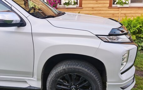 Mitsubishi Pajero Sport III рестайлинг, 2020 год, 4 100 000 рублей, 4 фотография