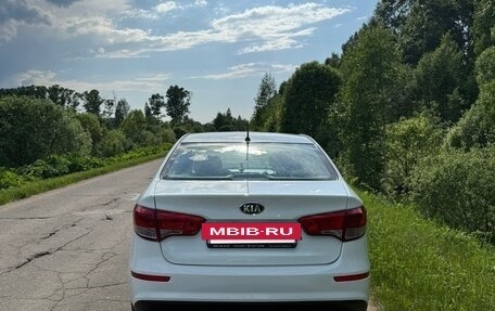 KIA Rio III рестайлинг, 2016 год, 750 000 рублей, 4 фотография