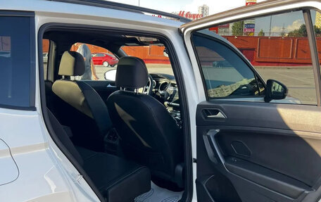 Volkswagen Tiguan II, 2021 год, 3 750 000 рублей, 6 фотография